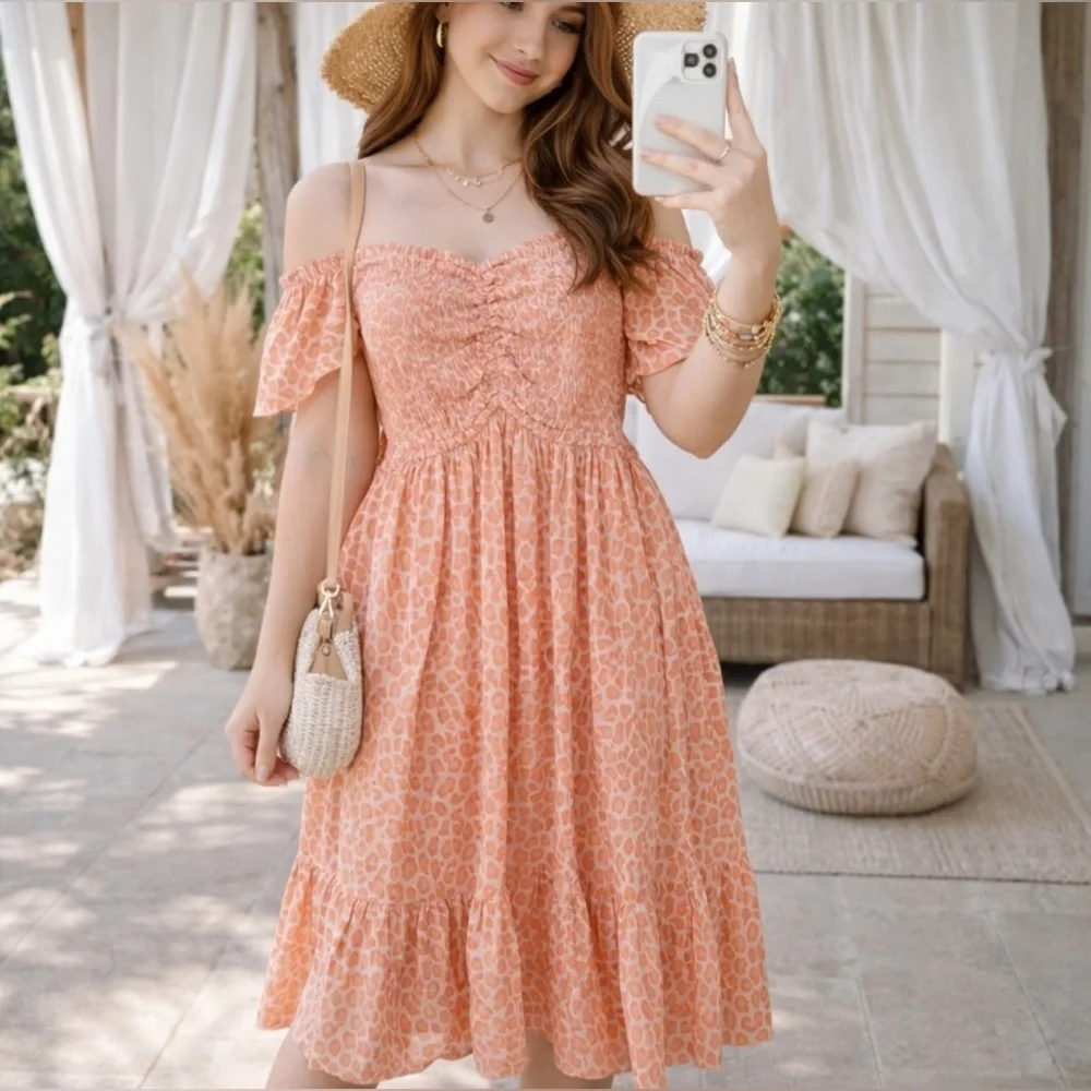 NWT Elegant Enkay Peach Leopard Smocked Midi Dress L - Picture 1 of 7